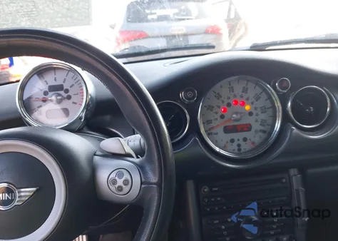 2006 Mini Cooper S z USA, uszkodzony, nr VIN WMWRH33566TK58942